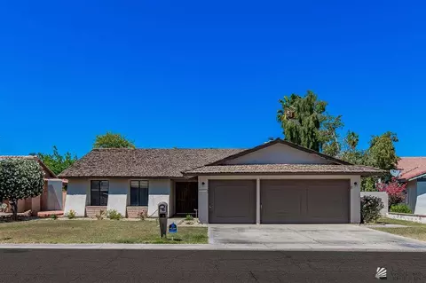 2214 E 26 Way, Yuma, AZ 85365