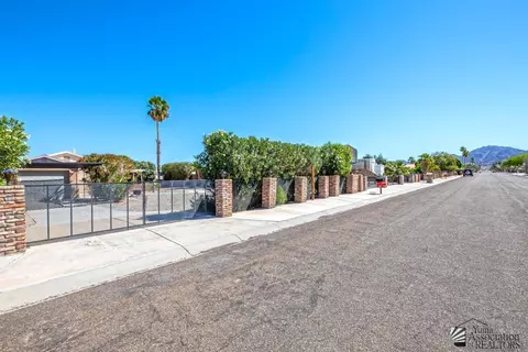 13396 E 51 Ln, Yuma, AZ 85367 photo 2