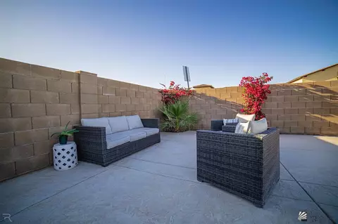 Exterior - 8546 E 34 Pl, Yuma, AZ 85365 photo 8 of 12