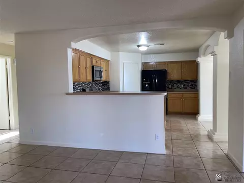 Kitchen - 6264 E 40 Pl, Yuma, AZ 85365 photo 1 of 4