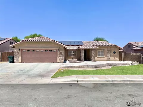8404 E Topeka Pl, Yuma, AZ 85365