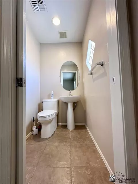 8404 E Topeka Pl, Yuma, AZ 85365 photo 12