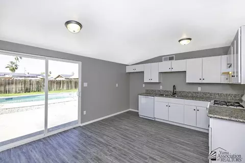 2060 E 26 St, Yuma, AZ 85365 photo 8
