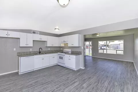 2060 E 26 St, Yuma, AZ 85365 photo 9