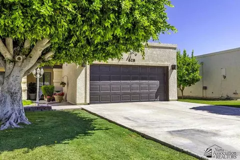 628 W 37 St, Yuma, AZ 85365