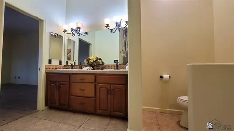 Bath - 14859 E 47 Ln, Yuma, AZ 85367 photo 6 of 6