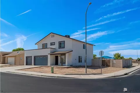 Exterior - 6184 E 43 St, Yuma, AZ 85365 photo 2 of 7