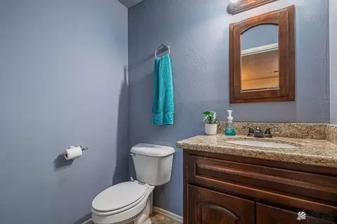 Bath - 6184 E 43 St, Yuma, AZ 85365 photo 3 of 3