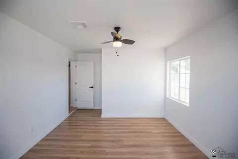Bedroom - 1545 E 27 Pl, Yuma, AZ 85365 photo 2 of 8