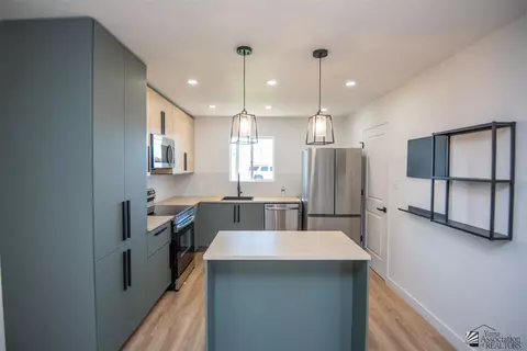 Kitchen - 1545 E 27 Pl, Yuma, AZ 85365 photo 1 of 4