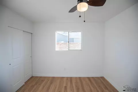 Bedroom - 1545 E 27 Pl, Yuma, AZ 85365 photo 4 of 8