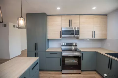 Kitchen - 1545 E 27 Pl, Yuma, AZ 85365 photo 4 of 4