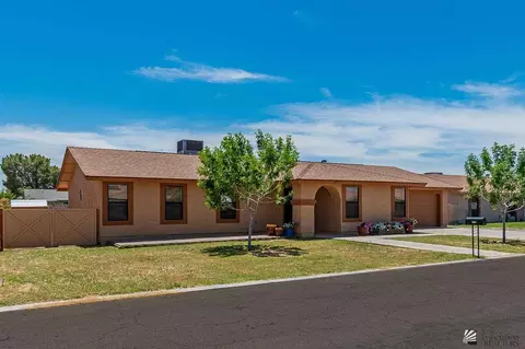 3435 E Sombra Ln, Yuma, AZ 85365 photo 2