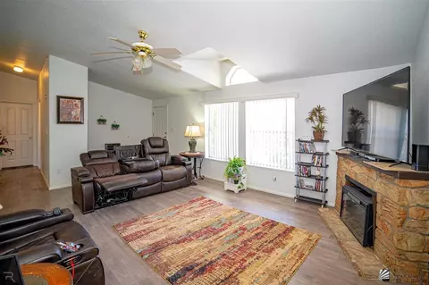 13449 E 54 Dr, Yuma, AZ 85367 photo 11