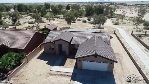 11701 Mccollough St, Wellton, AZ 85356
