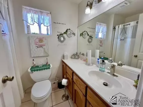 Bath - 10795 E 36 Pl, Yuma, AZ 85365 photo 2 of 2