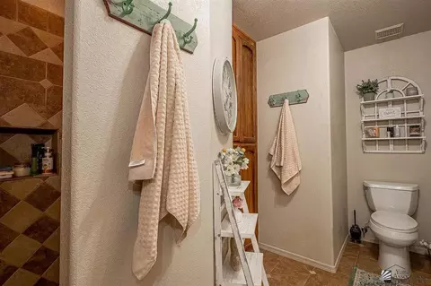 Bath - 4284 S Ave 5 12 E, Yuma, AZ 85365 photo 3 of 5