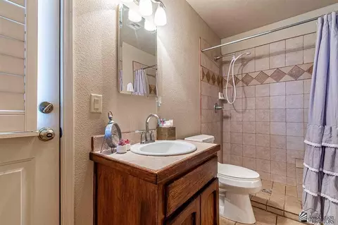 Bath - 4284 S Ave 5 12 E, Yuma, AZ 85365 photo 5 of 5