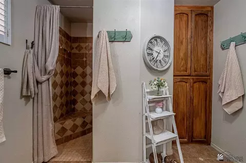 Bath - 4284 S Ave 5 12 E, Yuma, AZ 85365 photo 2 of 5