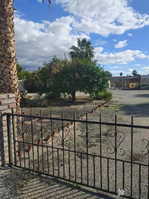 12727 E 35 St, Yuma, AZ 85367