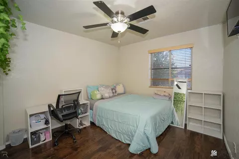 Bedroom - 6302 E 44th Pl, Yuma, AZ 85365 photo 3 of 3
