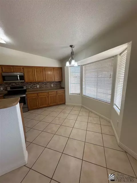 Kitchen - 6271 E 45 St, Yuma, AZ 85365 photo 1 of 3