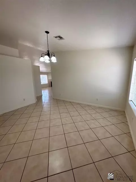 Dining - 6271 E 45 St, Yuma, AZ 85365 photo 1 of 1