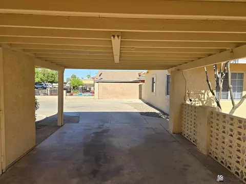 Exterior - 132 E 25 Pl, Yuma, AZ 85364 photo 4 of 9