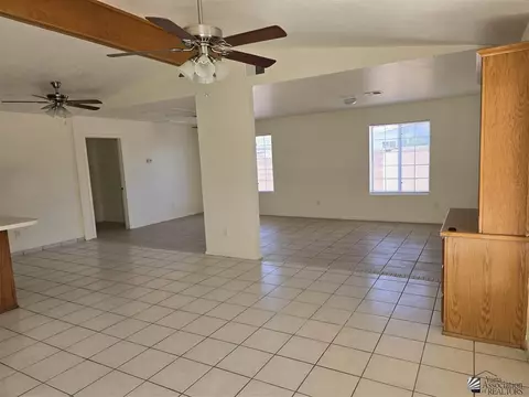 Living - 132 E 25 Pl, Yuma, AZ 85364 photo 1 of 5