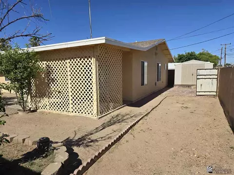 Exterior - 132 E 25 Pl, Yuma, AZ 85364 photo 7 of 9
