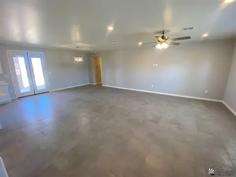 Living - 12172 E 35 Ln, Yuma, AZ 85367 photo 1 of 3