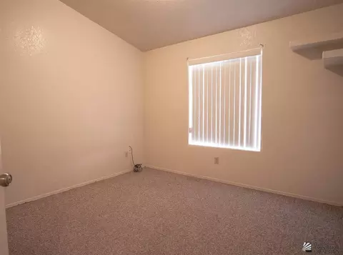 Bedroom - 11189 E 26 Ln, Yuma, AZ 85367 photo 2 of 4