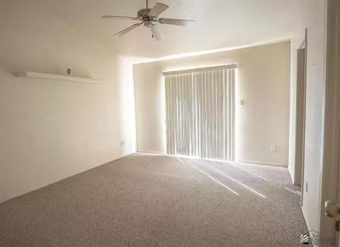 Living - 11189 E 26 Ln, Yuma, AZ 85367 photo 3 of 3