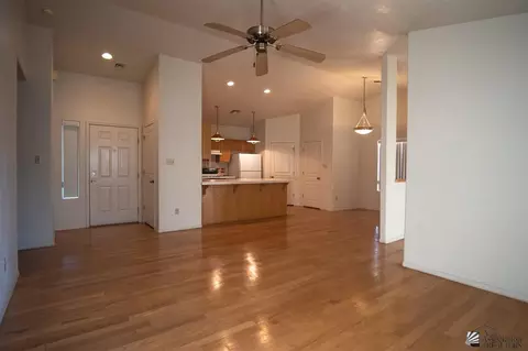 Living - 11189 E 26 Ln, Yuma, AZ 85367 photo 2 of 3