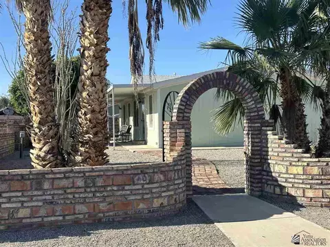 13524 E 52 Dr, Yuma, AZ 85367 photo 2
