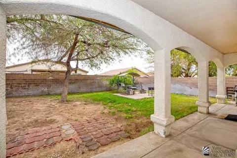 Exterior - 10571 E 38 Pl, Yuma, AZ 85365 photo 5 of 10