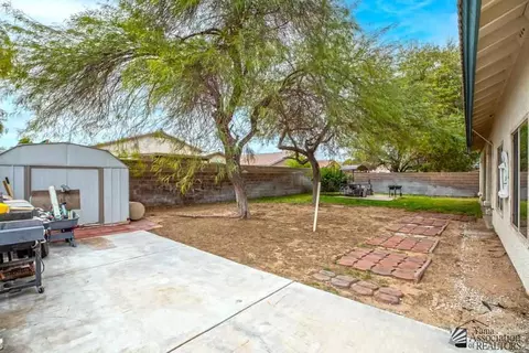 Exterior - 10571 E 38 Pl, Yuma, AZ 85365 photo 6 of 10