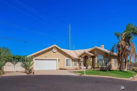 3201 S Appaloosa Way, Yuma, AZ 85365