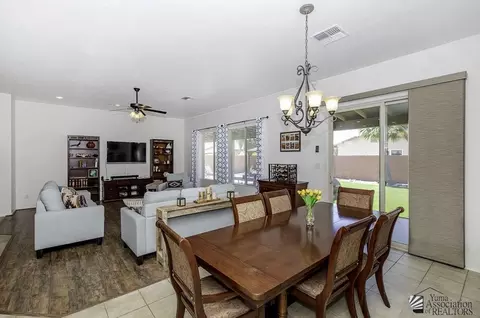 Dining - 7871 E 36 Pl, Yuma, AZ 85365 photo 2 of 3