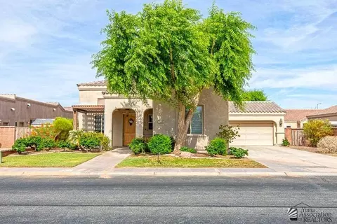 3450 S Woodpecker Way, Yuma, AZ 85365