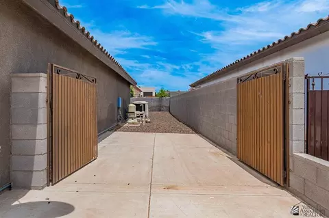 Exterior - 5328 E 34 St, Yuma, AZ 85365 photo 4 of 6