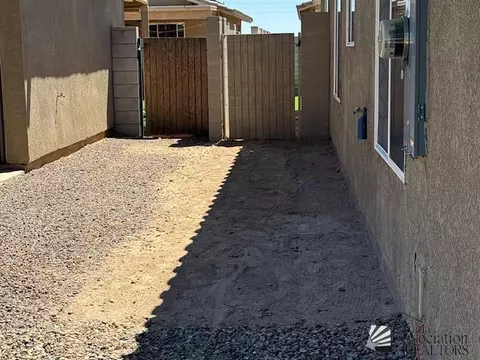 Exterior - 7161 E 37 St, Yuma, AZ 85365 photo 3 of 3