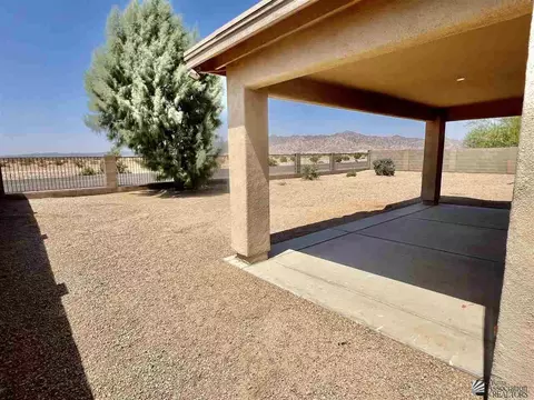 Exterior - 11670 E 24 Pl, Yuma, AZ 85367 photo 5 of 8