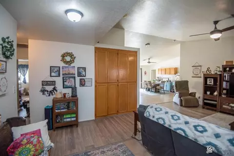 6111 E 40 Pl, Yuma, AZ 85365 photo 2