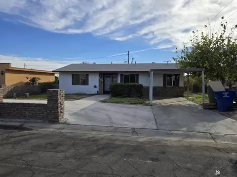 1189 W 34 St, Yuma, AZ 85365