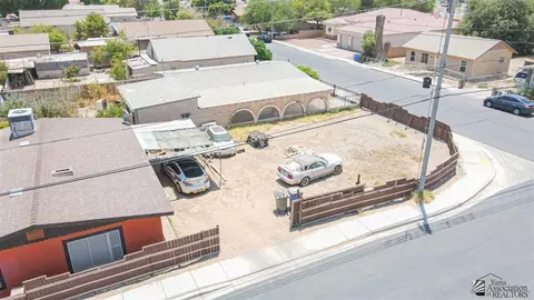 204 E Spring St, Somerton, AZ 85350 photo 2