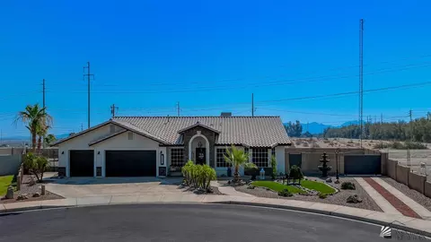 2631 S Danette Way, Yuma, AZ 85365