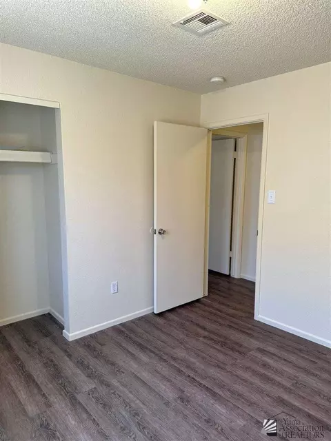 Bedroom - 7176 E 24 Pl, Yuma, AZ 85365 photo 2 of 2