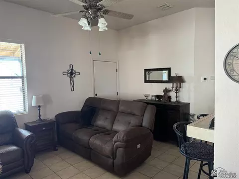 Living - 14769 E 49 St, Yuma, AZ 85367 photo 3 of 4