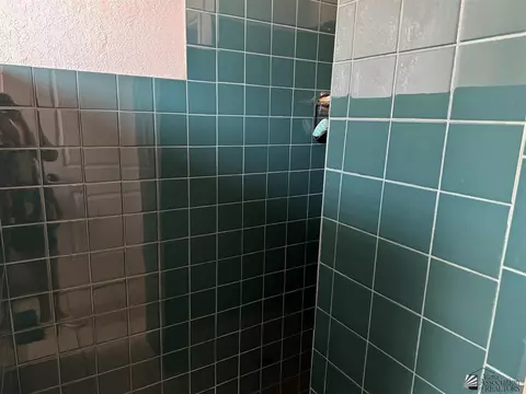 Bath - 14769 E 49 St, Yuma, AZ 85367 photo 3 of 5